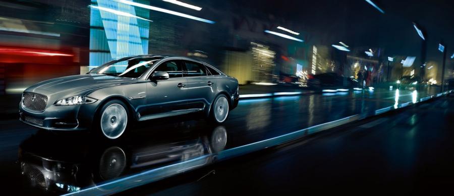  Jaguar XJ 2009 года  (фото 38 из 142)